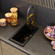 Zlewozmywak granitowy wąski złote drobinki TUGA28 Gold Granitan – ujęcie z bliska / detal