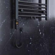 Grzałka elektryczna 300W COMFORT czarna z termostatem LED Granitan – aranżacja / widok z boku