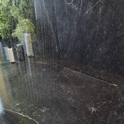 ODPŁYW LINIOWY POD PŁYTKĘ 100 cm STAL SYFON PRYSZNIC BRODZIK LUNO INOX Granitan – ujęcie z bliska / detal